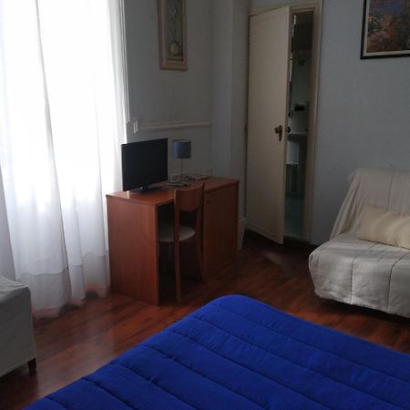 Hotel Lucciola Bordighera Luaran gambar