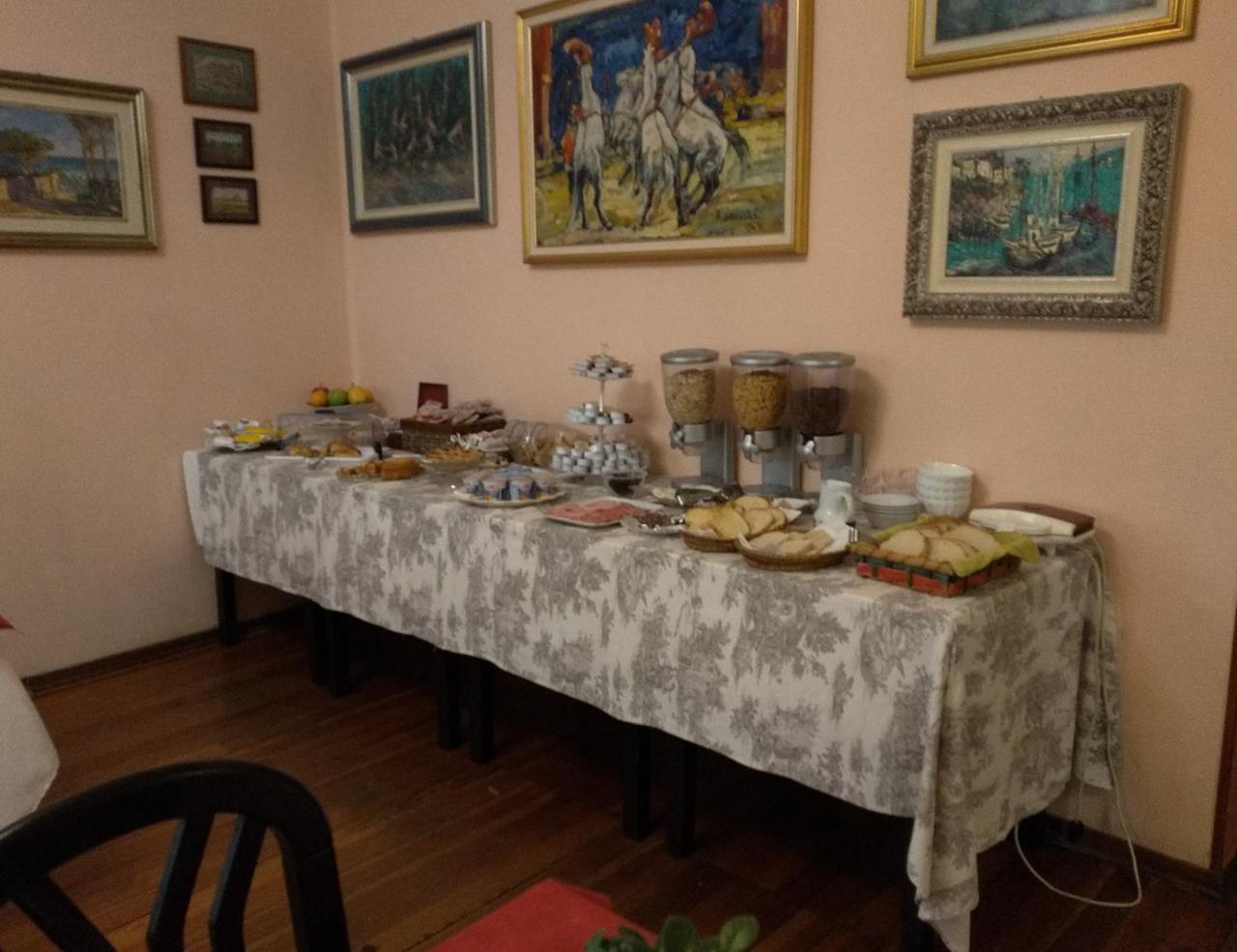 Hotel Lucciola Bordighera Luaran gambar