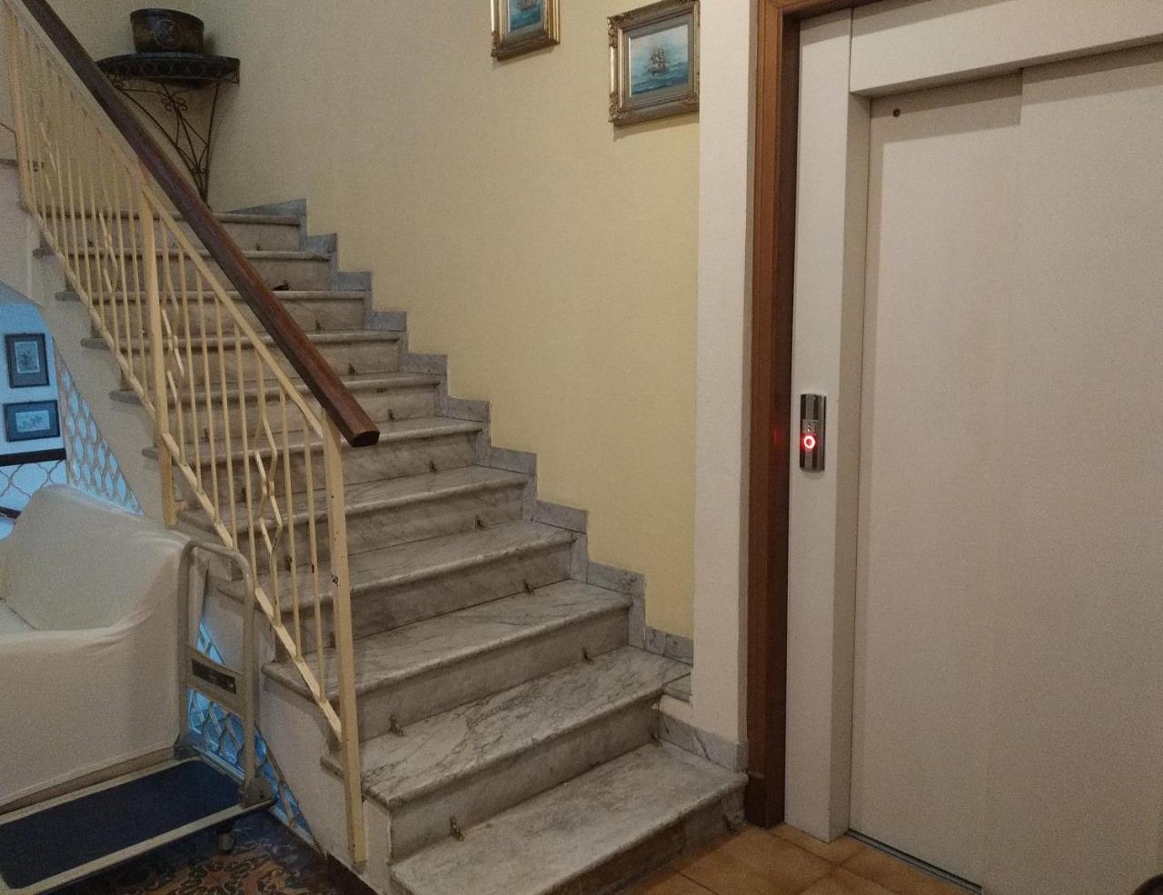 Hotel Lucciola Bordighera Luaran gambar
