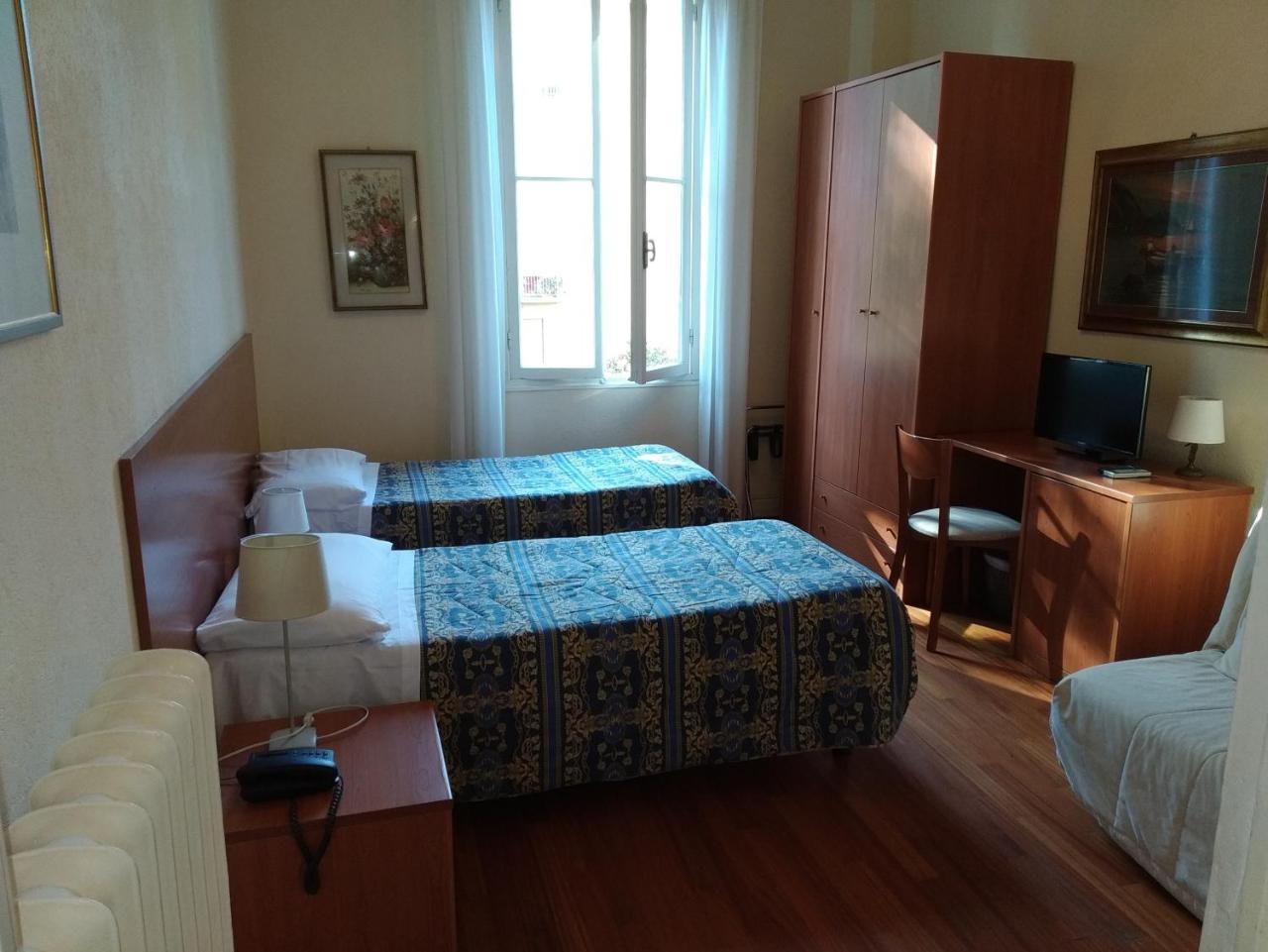 Hotel Lucciola Bordighera Luaran gambar
