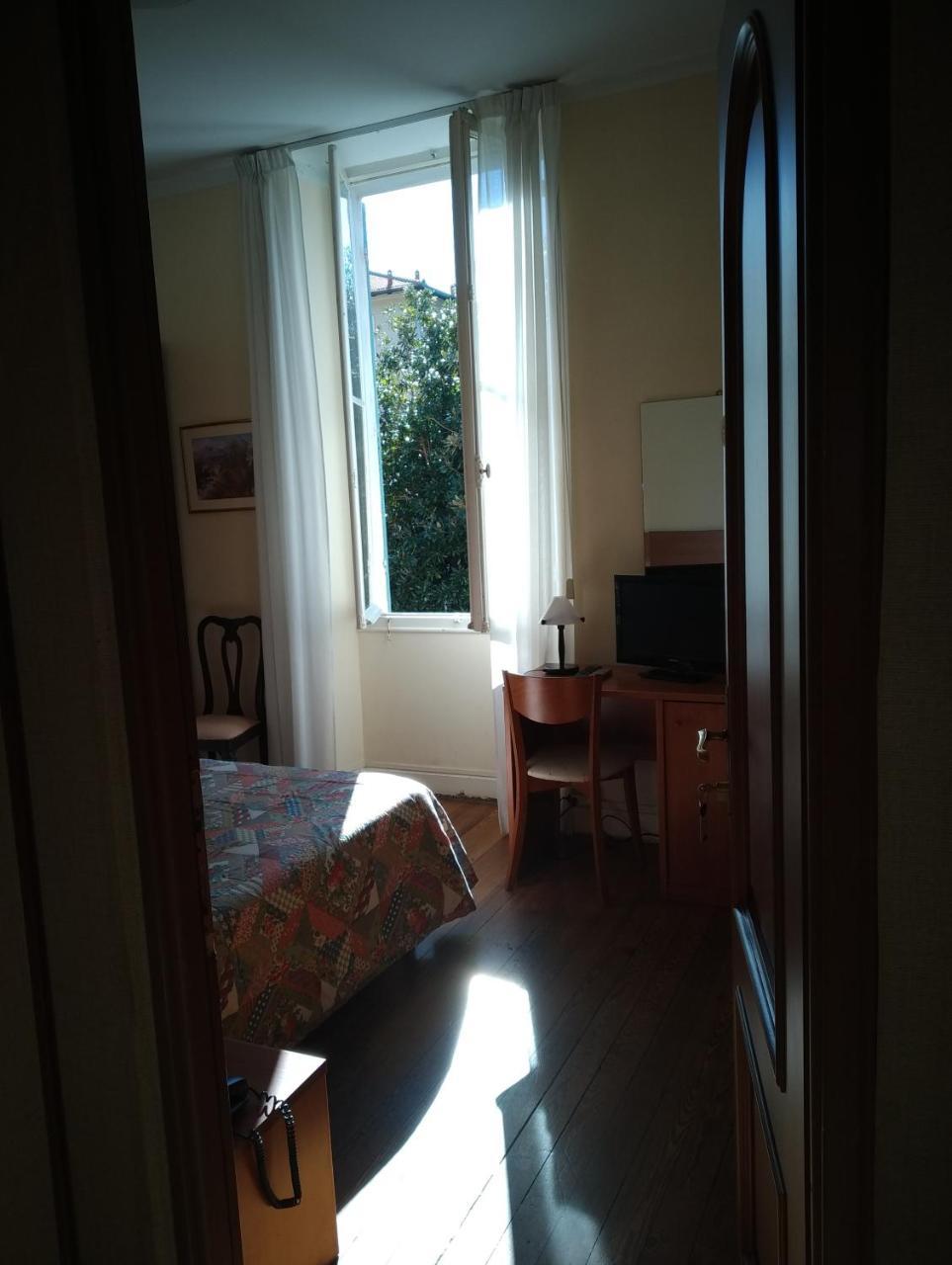 Hotel Lucciola Bordighera Luaran gambar